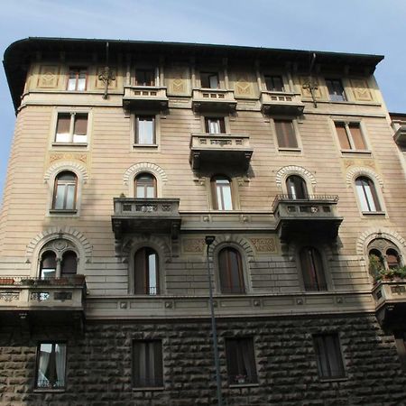 Viale Lunigiana - Penthouse - 6 People Leilighet Milano Eksteriør bilde
