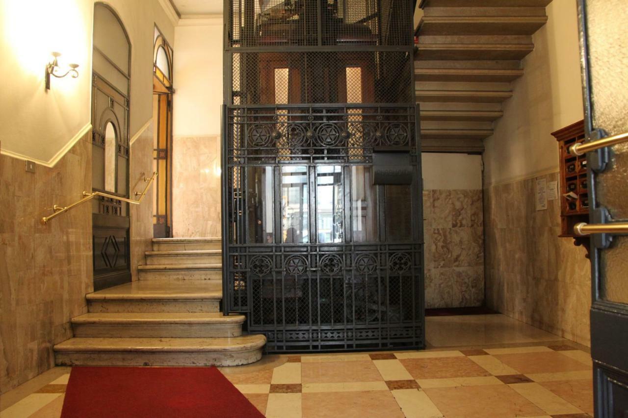 Viale Lunigiana - Penthouse - 6 People Leilighet Milano Eksteriør bilde